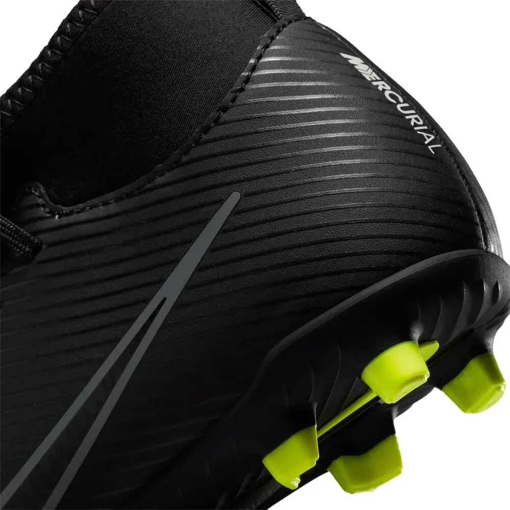 BLACK/SUMMIT WHITE/VOLT/DARK SMOKE GREY 001,  4 BIG KID